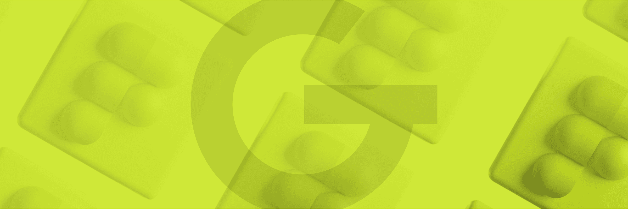 Zelené pozadie s veľkým polopriesvitným logom GoodRequestu v strede a textúrou z obdĺžnikov s vypuklými bodkami.